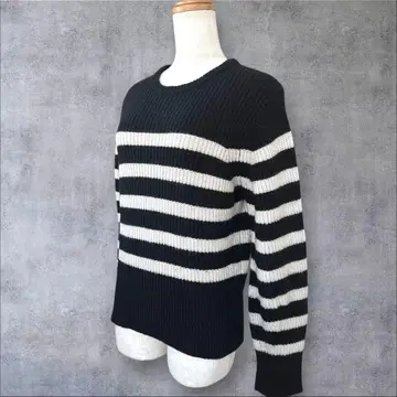 새상품급 쉽스 울 혼방 볼륨 슬리브 보더 니트 bk