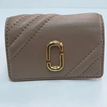 MARC JACOBS 베이지 키케이스