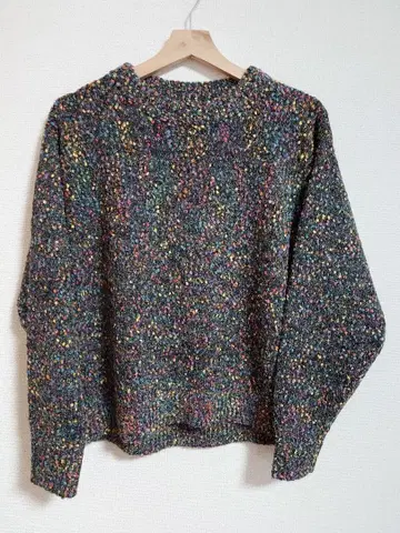 리리이트 믹스 스웨터