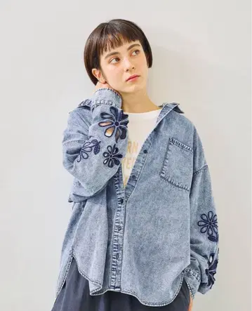 SM2 컷아웃 플라워 자수 셔츠 사만사 모스모스 블루 데님 셔츠 꽃무늬