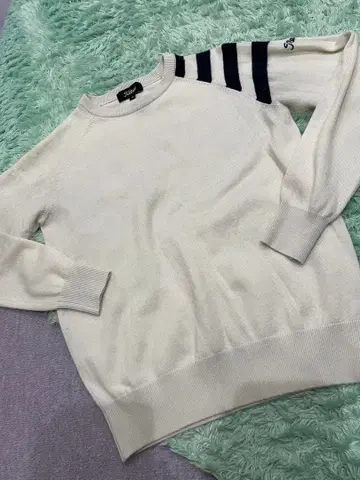 타이틀리스트 사이즈 M 스웨터