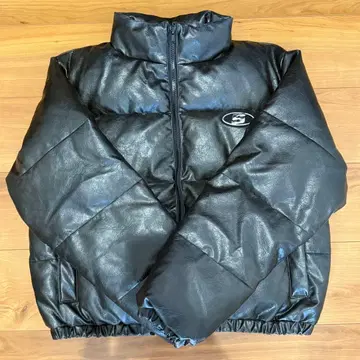 SLOPPY 블랙 합성 피혁 다운 자켓