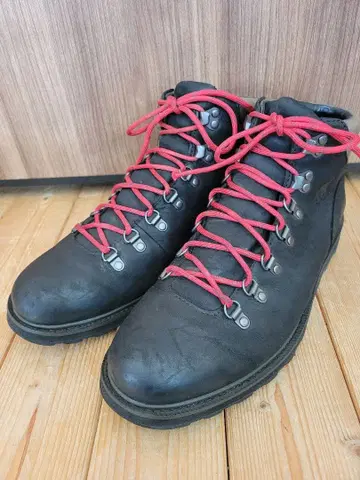 SOREL 스웨이드 하이컷 부츠 그레이