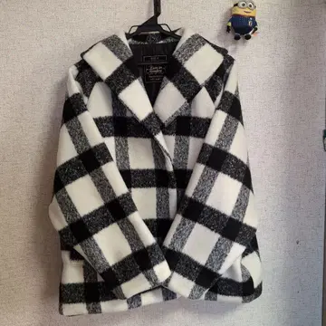 LIVE IN CONFORT 체크 코트