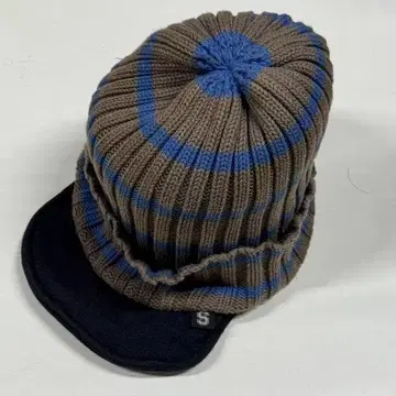 MAD FACTORY 챙 달린 롤 니트캡 머드팩토리