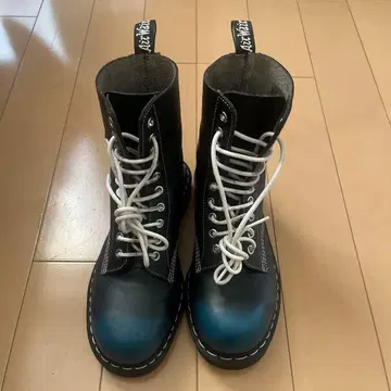 Dr.Martens 1919 10홀