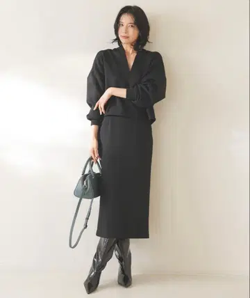 새상품 미사용 BEAUTY FORM JERSEY I라인 스커트