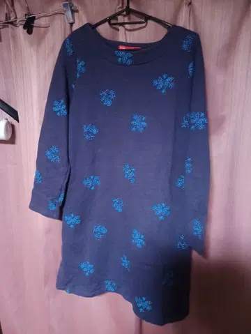 graniph 그라니프 총 꽃무늬 긴팔 원피스 네이비