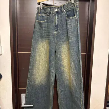 페이드 가공 와이드 레그 데님 팬츠