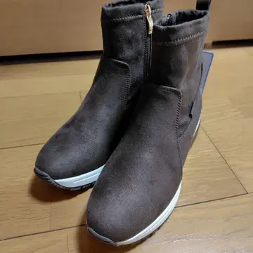 새상품 MK MICHEL KLEIN 브라운 숏부츠