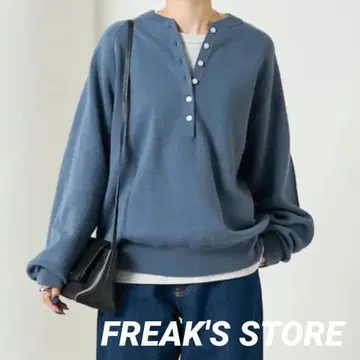 새상품 프릭스스토어 맨투맨 느낌 헨리넥 니트 블루