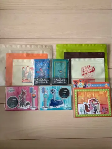 주토피아 제일복권 아크릴 스탠드, 멀티 케이스 외 7종 세트 닉