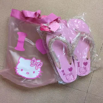 틴크핑크 헬로키티 비치 샌들 tinkpink