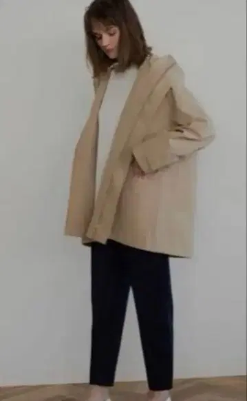 새상품급 ohga 베이지 마운틴 후드티