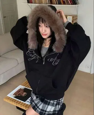 퍼 달린 오버사이즈 후드티