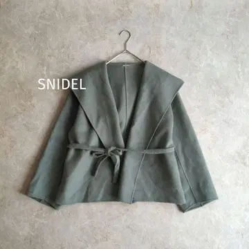 스나이델 울코트 숏 후드 가운 아우터