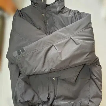 D.V.U.S. 다운 자켓 L 사이즈 블랙