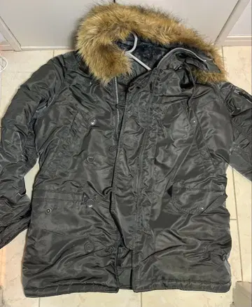 [새상품급] ALPHA INDUSTRIES 밀리터리 자켓 M 사이즈