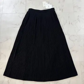[ 새상품 ] 클라네 아코디언 플리츠 스커트 블랙 블랙 38 M