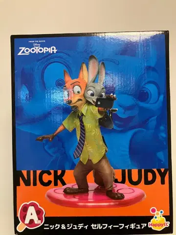 주토피아 닉 와일드 & 주디 홉스 셀피 피규어 A상