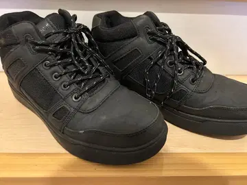 와일드 띵스 겨울 신발