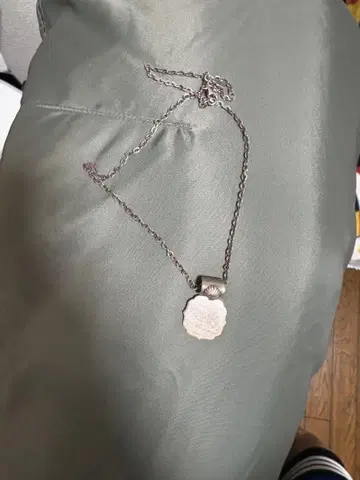 실버 라운드형 펜던트 목걸이