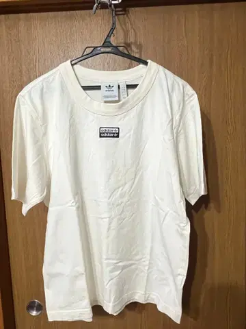 adidas 티셔츠