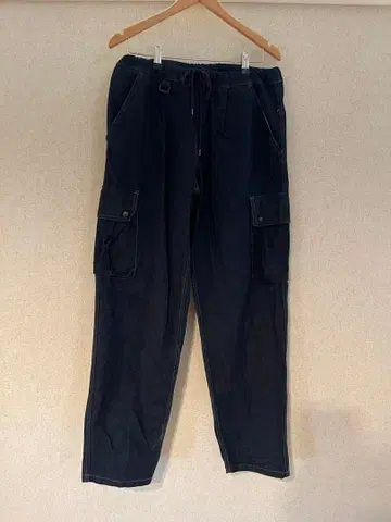 다크 블루 데님 카고 팬츠