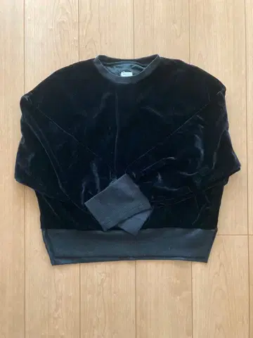 [ 새상품 당일 발송 ] MY___ 벨벳 긴팔 상의 블랙 일본제