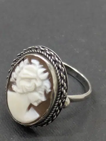 실버 쉘 카메오 반지 아름다운 작품