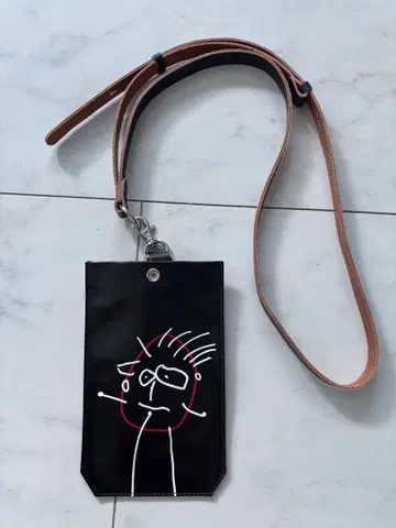 PLAN C 피리아노 비앙카 모바일폰 홀더 블랙