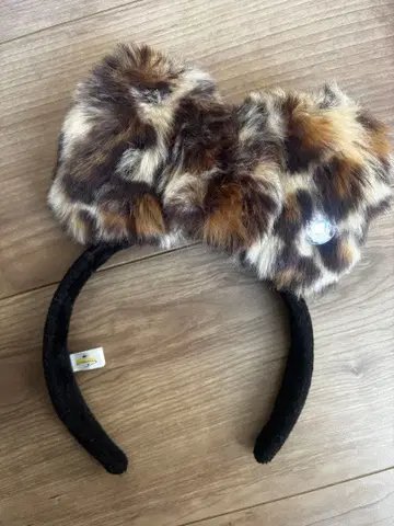 레오파드 무늬 퍼 귀 머리띠