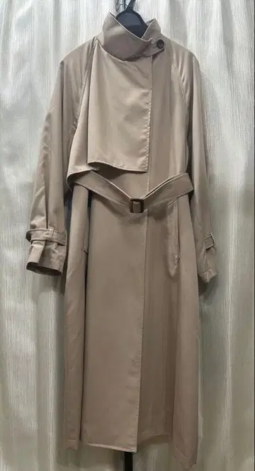 archives 베이지 롱 코트