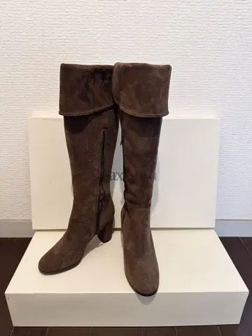 연한 브라운 스웨이드 롱 부츠 힐