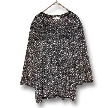 새상품급 발룬 미니 꽃무늬 7부 소매 블라우스 보더 프릴 화려한 올 패턴