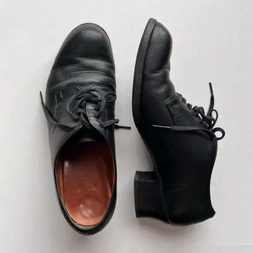 [ 휴먼 우먼 ] 레이스업 가죽 신발