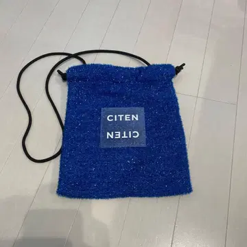 CITEN 키라키라 니트 클리어 로고 복조리 숄더백