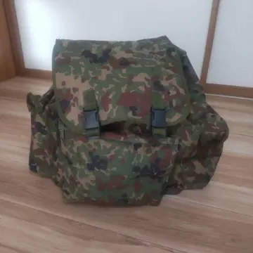 카모플라쥬 백팩