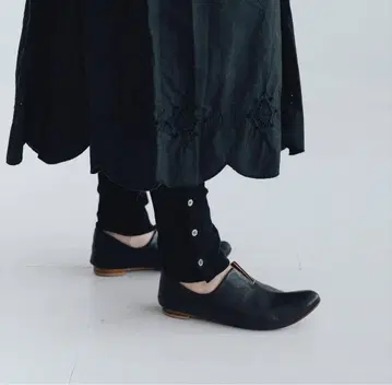 Gauze# 빈티지 리브 조퍼즈 팬츠 2025AW 시착만 한 상품 블랙