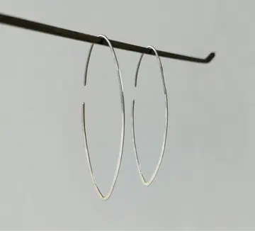 실버 타원형 후프 귀걸이