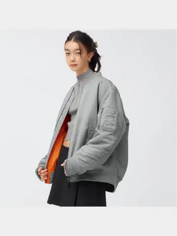 새상품급 GU 지유 히트 패디드 MA-1 블루종 그레이 S 쇼트 기장