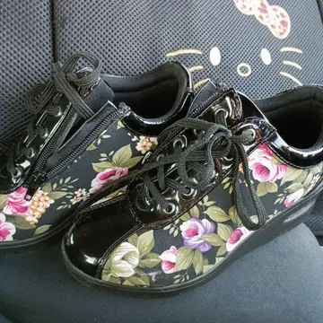 플라워 프린트 스니커즈 통굽