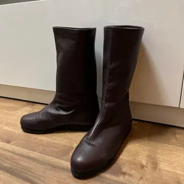 다크 브라운 가죽 롱 부츠