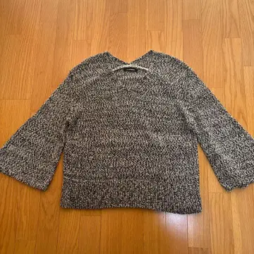 로트레아몽 니트