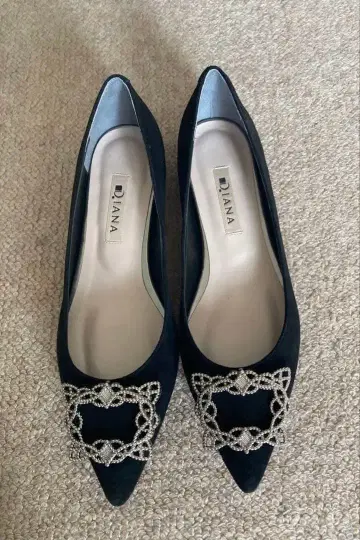 다이애나 펌프스 블랙 23.5