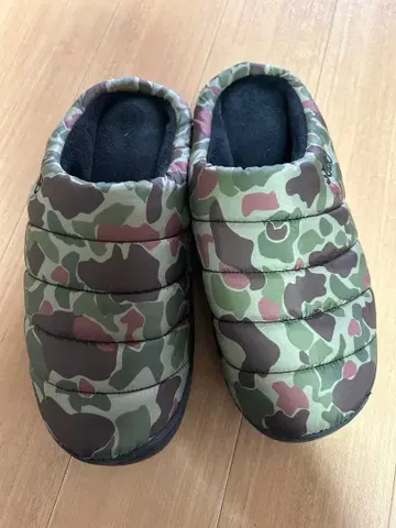 SUBU 카모플라쥬 슬립온 샌들