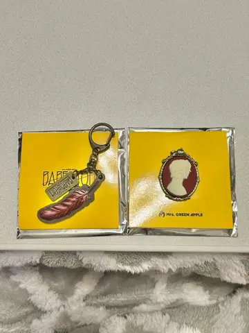 미세스 오모리 모토키 랜덤 아이템 키링 핀즈