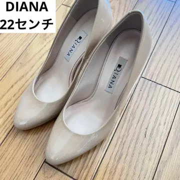 [새상품급] 다이애나 DIANA 베이지 에나멜 펌프스 22cm