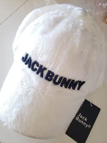 Jack Bunny 화이트 퍼 캡 새상품