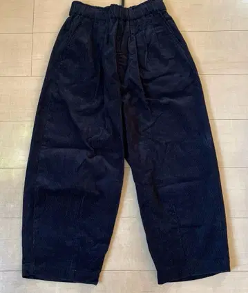 휴일과 시 뉴 본본 팬츠 '코듀로이'